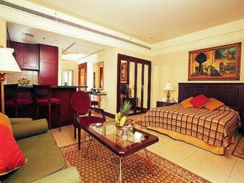 Al Sondos Suites By Le Meridien 두바이 객실 사진